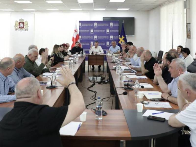 რაჭა-ლეჩხუმისა და ქვემო სვანეთის სახელმწიფო რწმუნებულმა, პაპუნა მარგველიძემ...